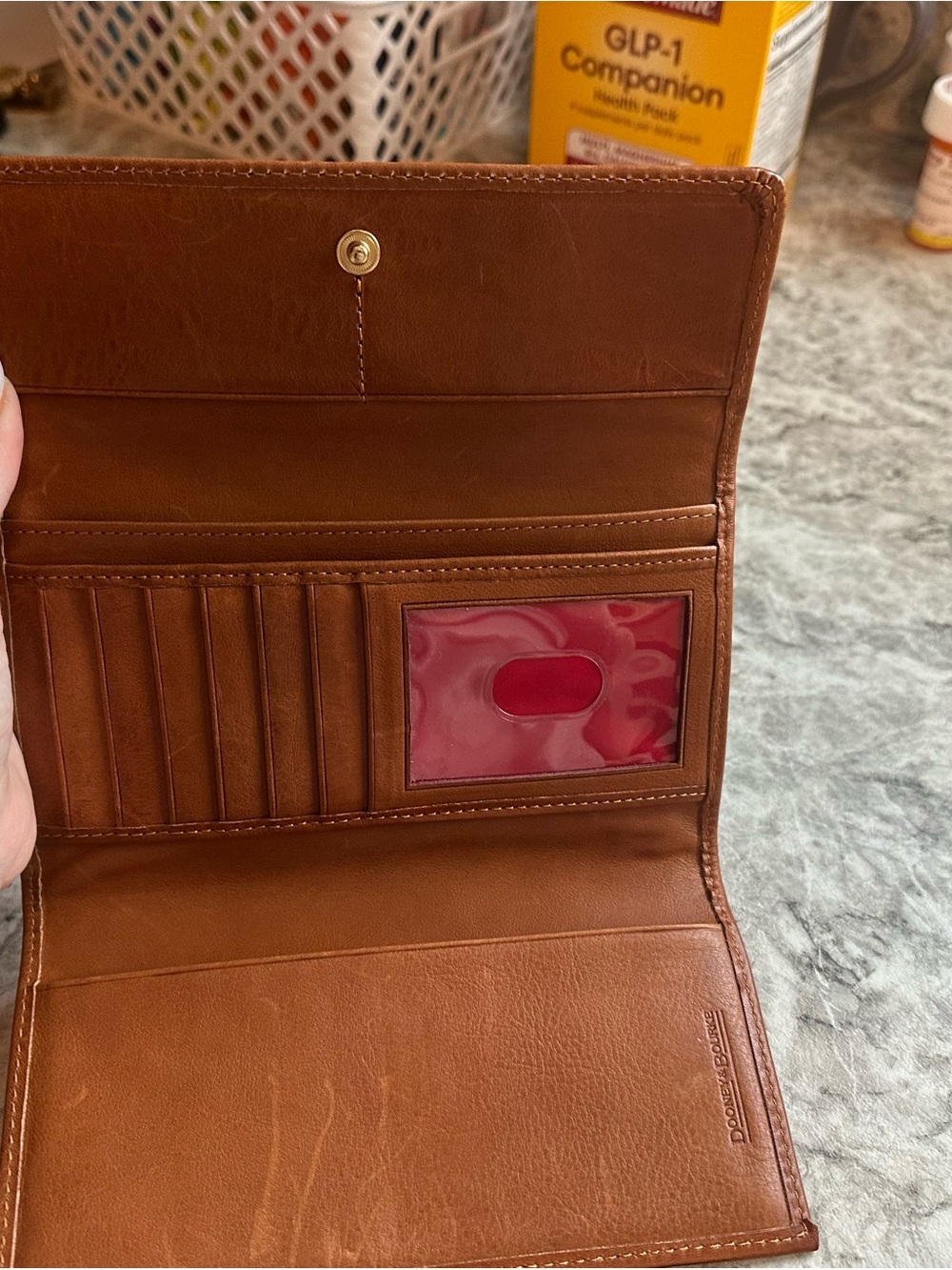 DOONEY & BOURKE FLORENTINE MEDIUM SATCHEL ! - Picture 2 of 10